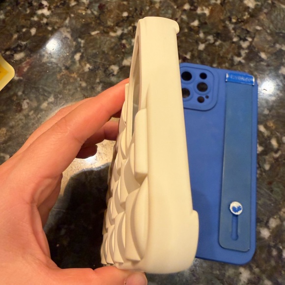 iPhone 12 Pro Max Spigen Cream and Blue Phone Case Duo - Picture 3 of 16